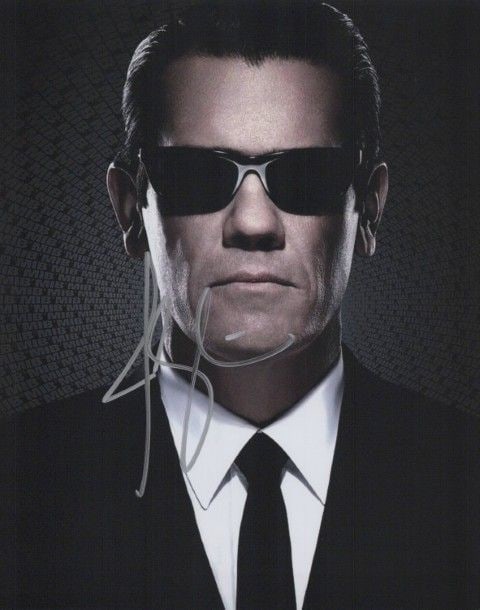Josh Brolin MEN IN BLACK 3 In Person Signed Photo (1 of 1)
