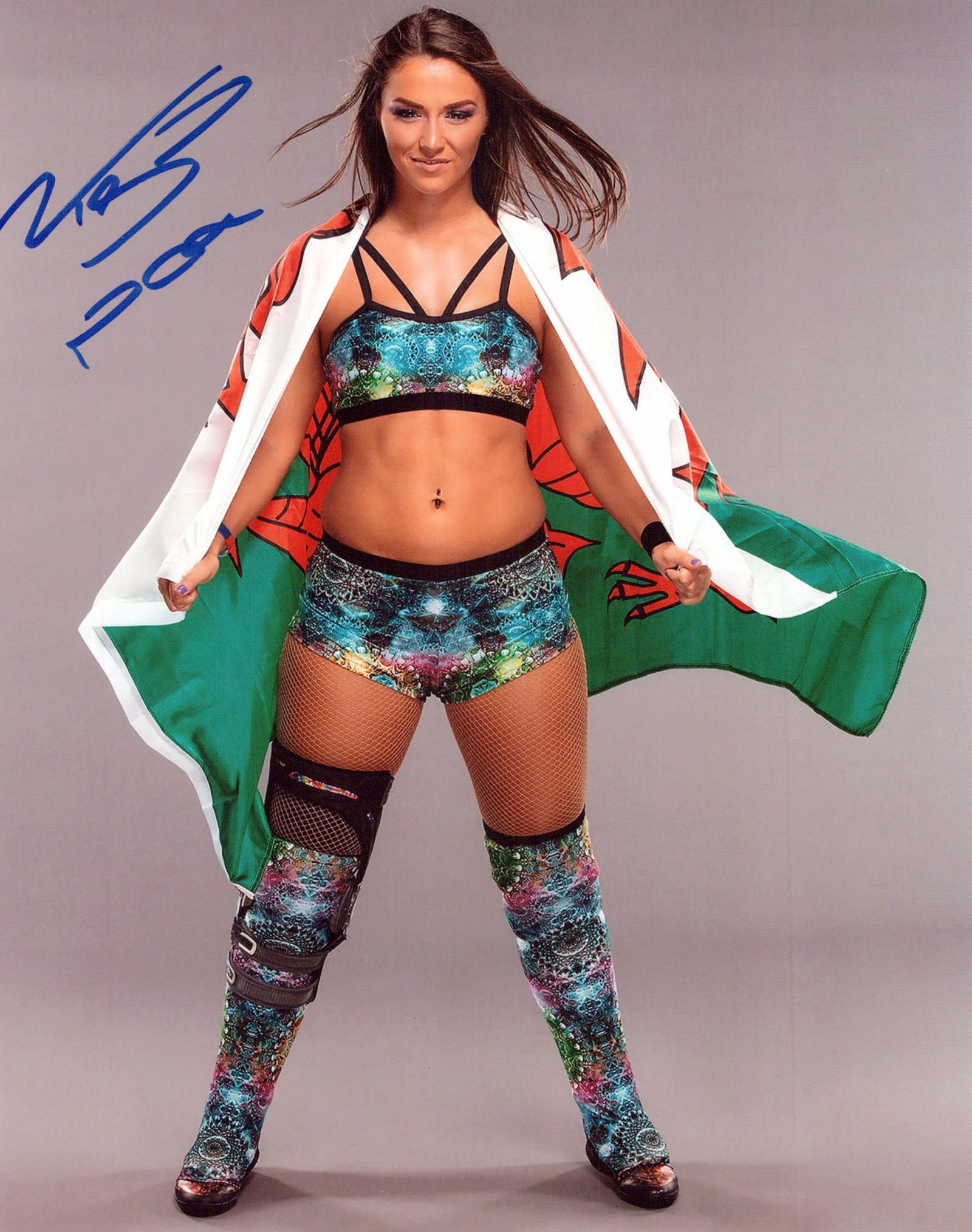 Tegan Nox WWE WRESTLER In Person Signed Photo