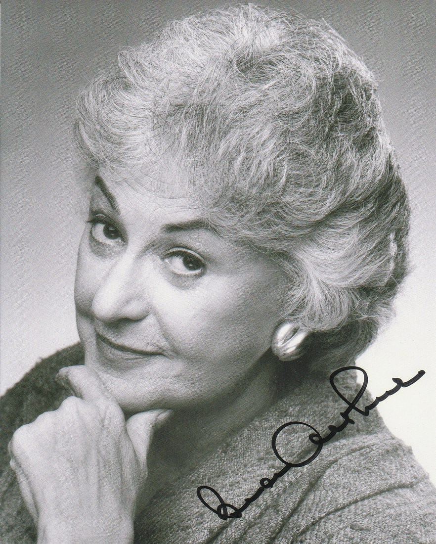 Bea Arthur (1922-2009) THE GOLDEN GIRLS In Person Signed Photo (1 of 1)