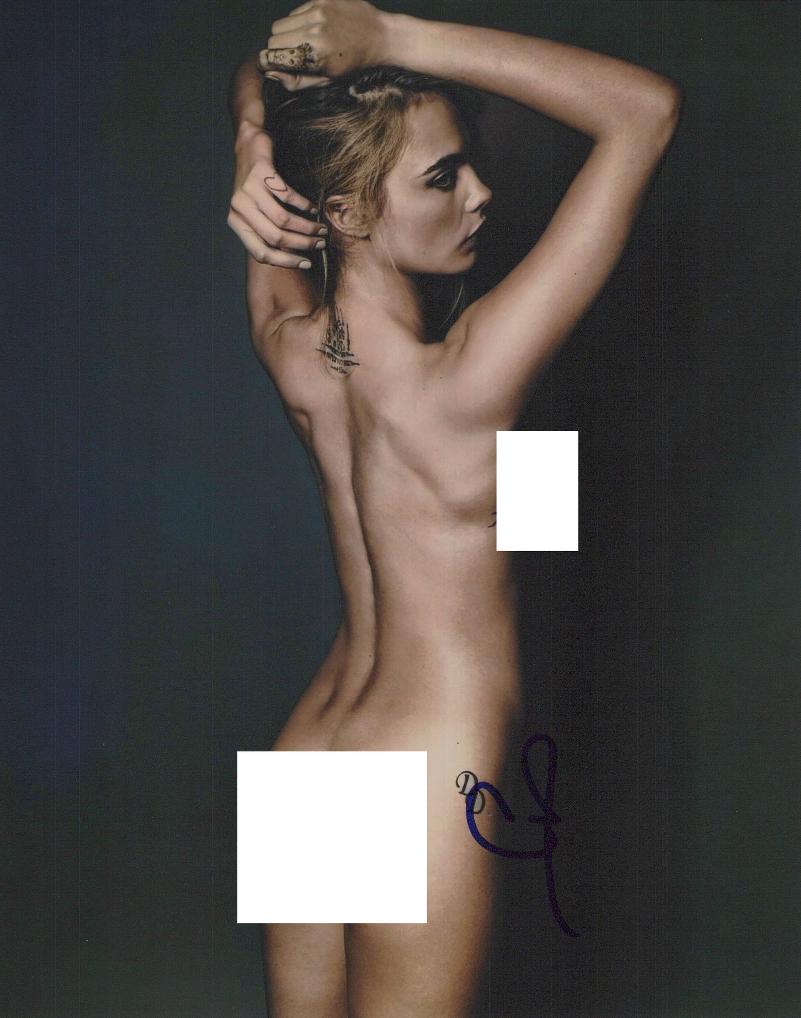 Cara Delevingne SEXY / CARNIVAL ROW In Person Signed Photo: Photo size is 8x10. Cara Delevingne in person signed autographed photo. Cara Delevingne has appeared in such movies as SUICIDE SQUAD, PAPER TOWNS, and VALERIAN IN THE CITY OF 1000 PLANETS