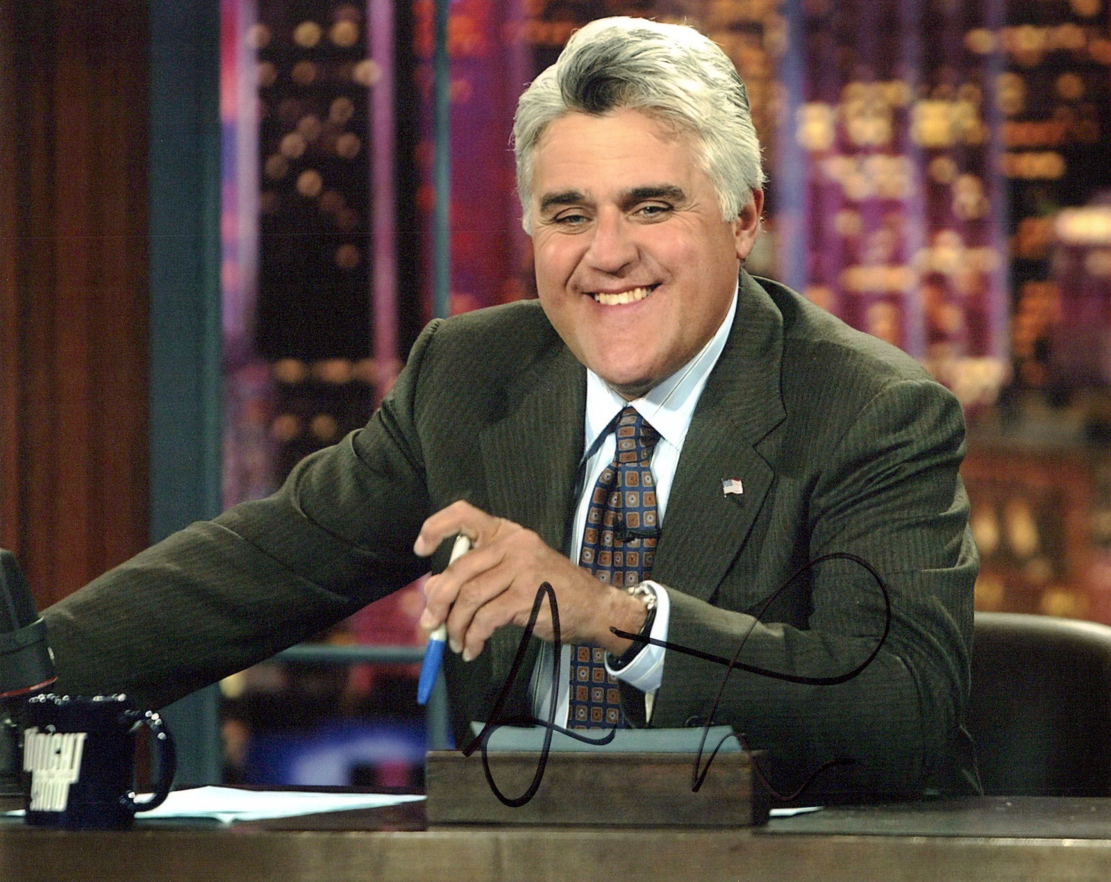 Jay Leno TELEVISION HOST In Person Signed Photo (1 of 1)
