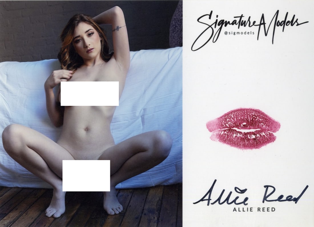 Allie Reed LIP PRINT KISS CARD In Person Signed Photo: Photo size is 5x7. PRIVATE SIGNING. Allie Reed in person signed Kiss Card. Signature Model. 8x10 Color In Person signed very sexy nude portrait. This item was signed at an exclusive signing and photo 