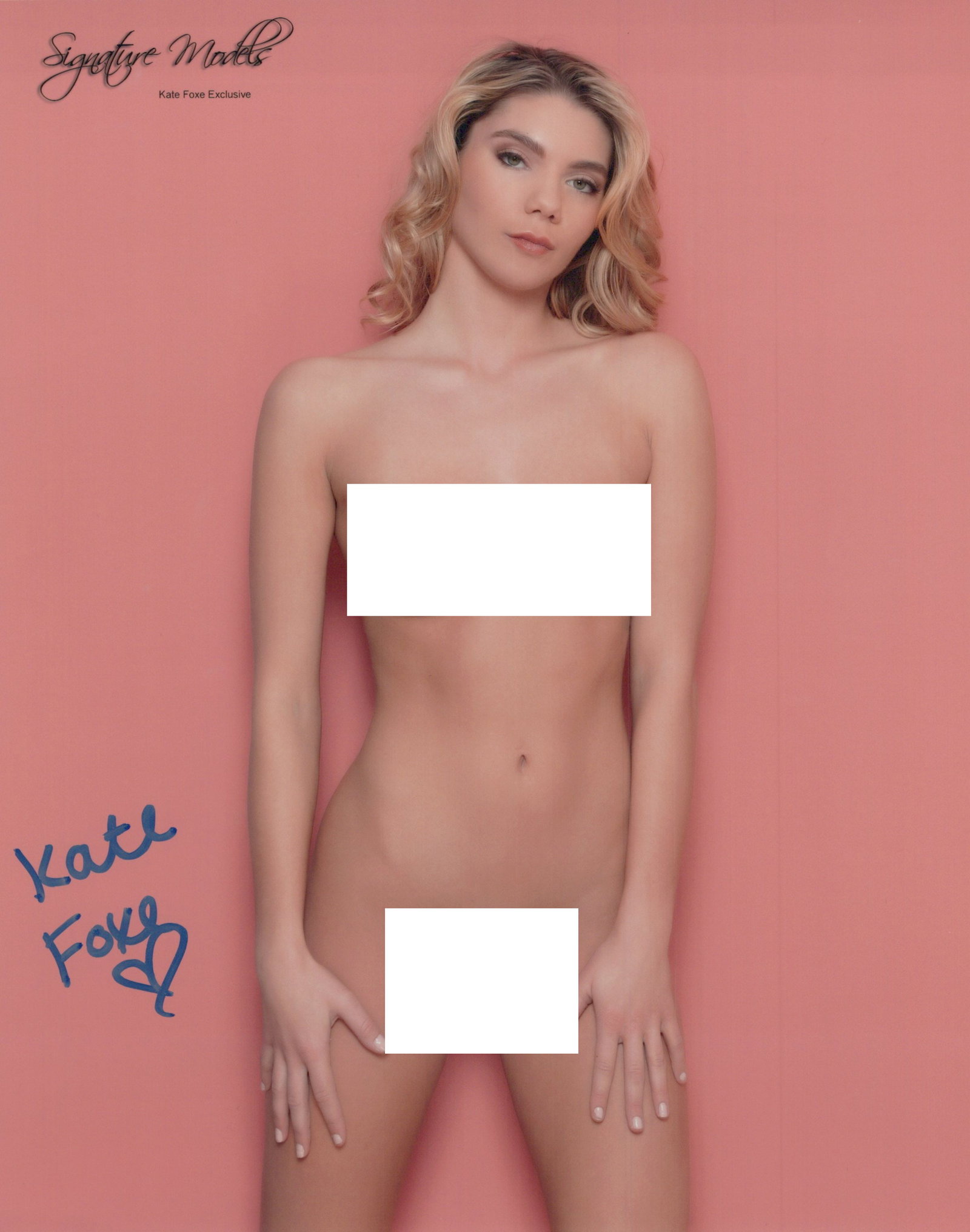 Kate Foxe SIGNATURE MODEL In Person Signed Photo