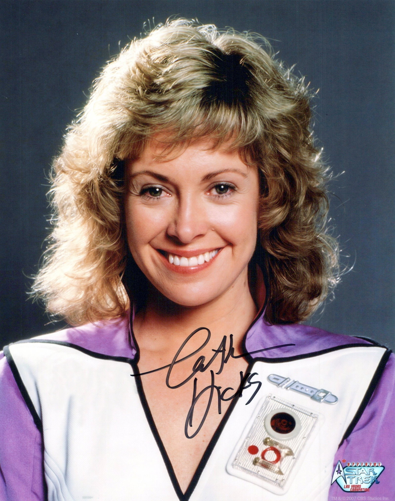 Catherine Hicks STAR TREK IV VOYAGE HOME In Person Signed Photo: Photo size is 8x10. Catherine Hicks in person signed photo from the movie STAR TREK IV THE VOYAGE HOME. Catherine Hicks as the character Gillian.