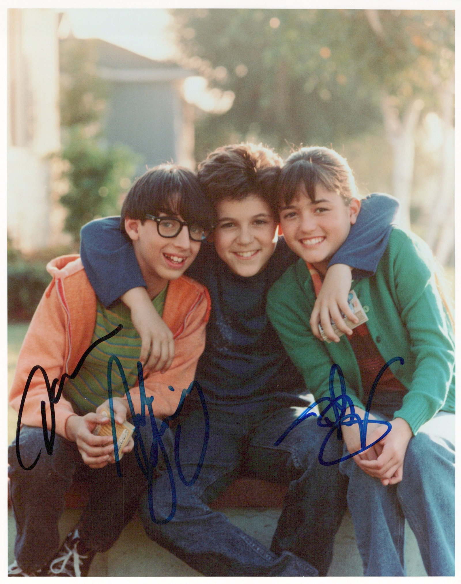 Savage / McKellar / Savizno WONDER YEARS In Person Signed Photo: Photo size is 8x10. Fred Savage / Danica McKellar / Josh Saviano in person signed photo from the TV series THE WONDER YEARS. Fantastic photo signed by all three