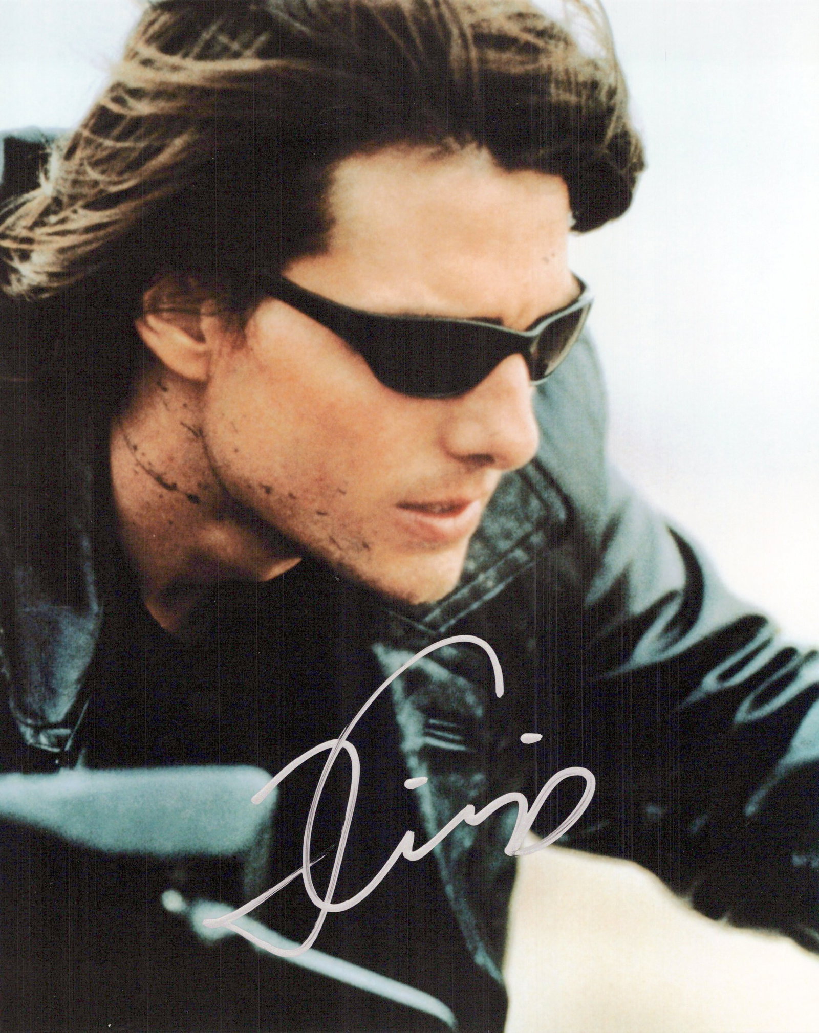 Tom Cruise MISSION IMPOSSIBLE 2 In Person Signed Photo: Photo size is 8x10. Tom Cruise in person signed photo from the movie MISSION IMPOSSIBLE 2. Tom Cruise as the character Ethan Hunt