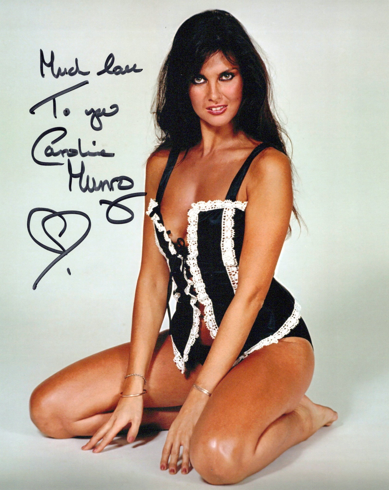 Caroline Munro JAMES BOND / DRACULA In Person Signed Photo: Photo size is 8x10. PRIVATE SIGNING. Caroline Munro in person signed photo. Caroline Munro has also done such movies as DRACULA A.D. 1972, AT THE EARTH'S CORE, and The James Bond Film THE SPY WHO LOVE
