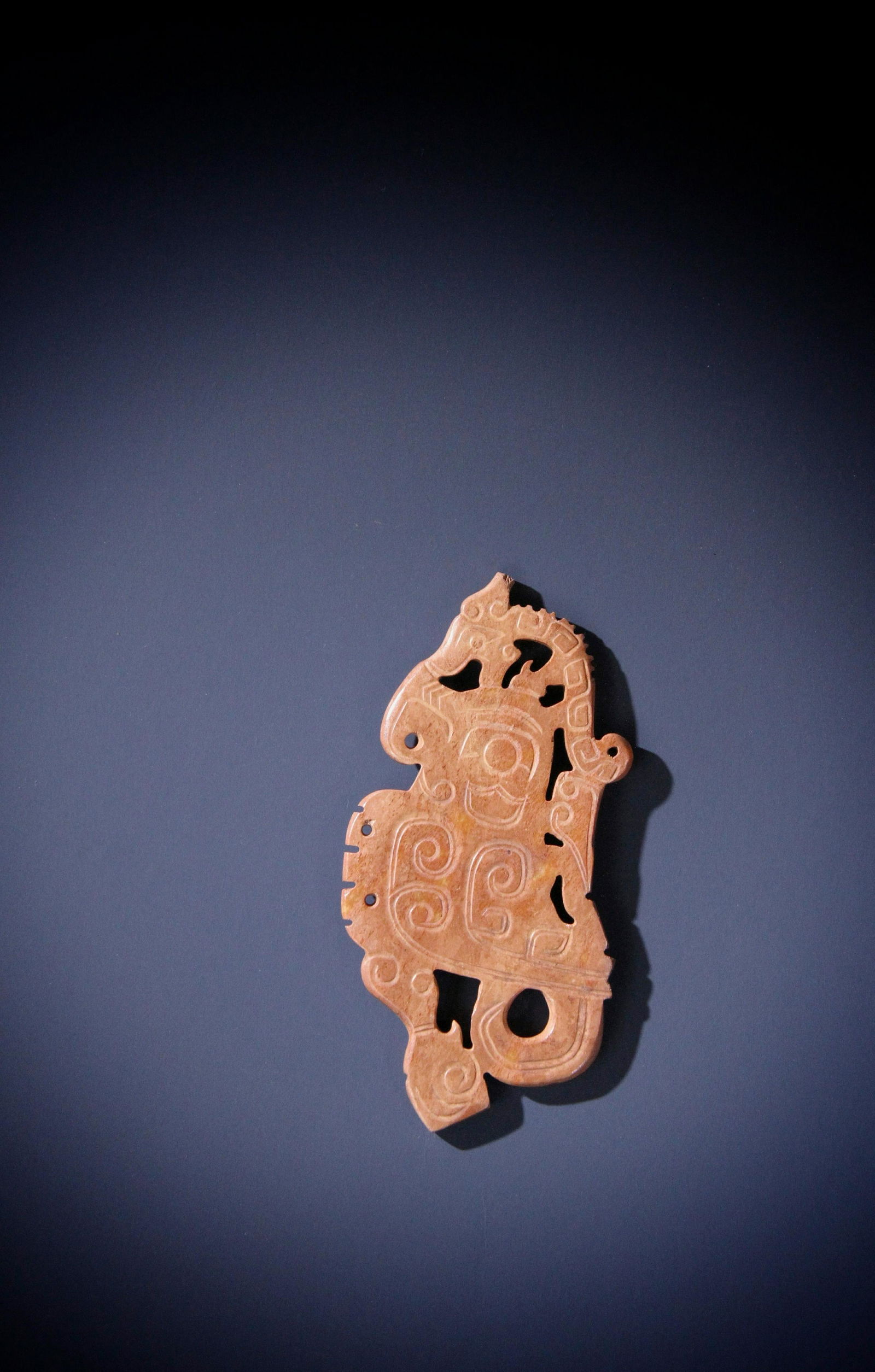 A CHINESE DRAGON JADE PENDANT, WESTERN ZHOU DYNASTY (1 of 5)