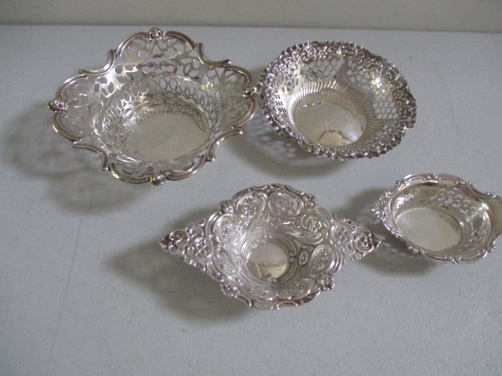 4 UK Sterling Silver Bon Bon Dishes (1 of 12)