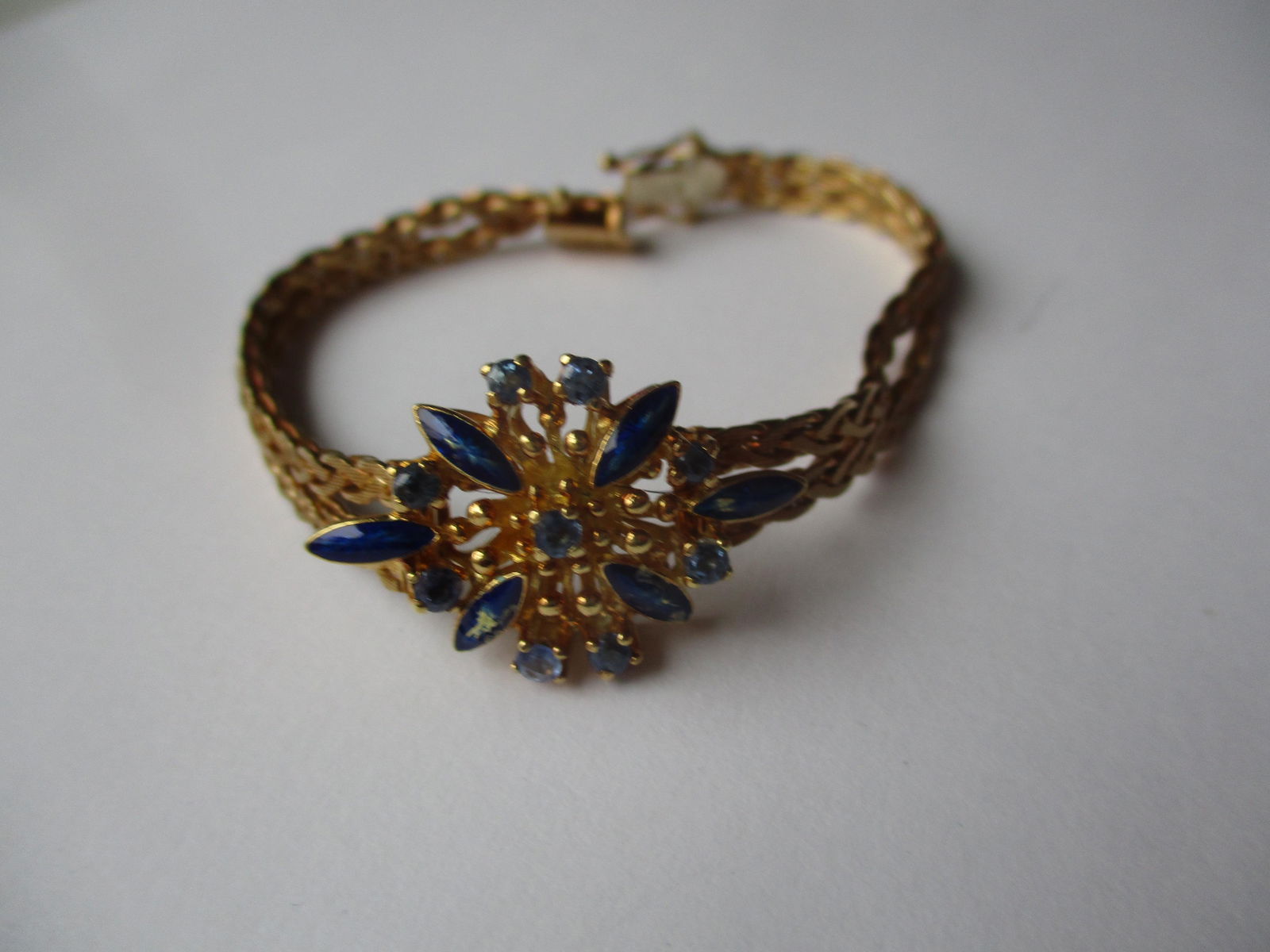 18K 750 Gold Enamel and Sapphire Bracelet Vintage (1 of 7)