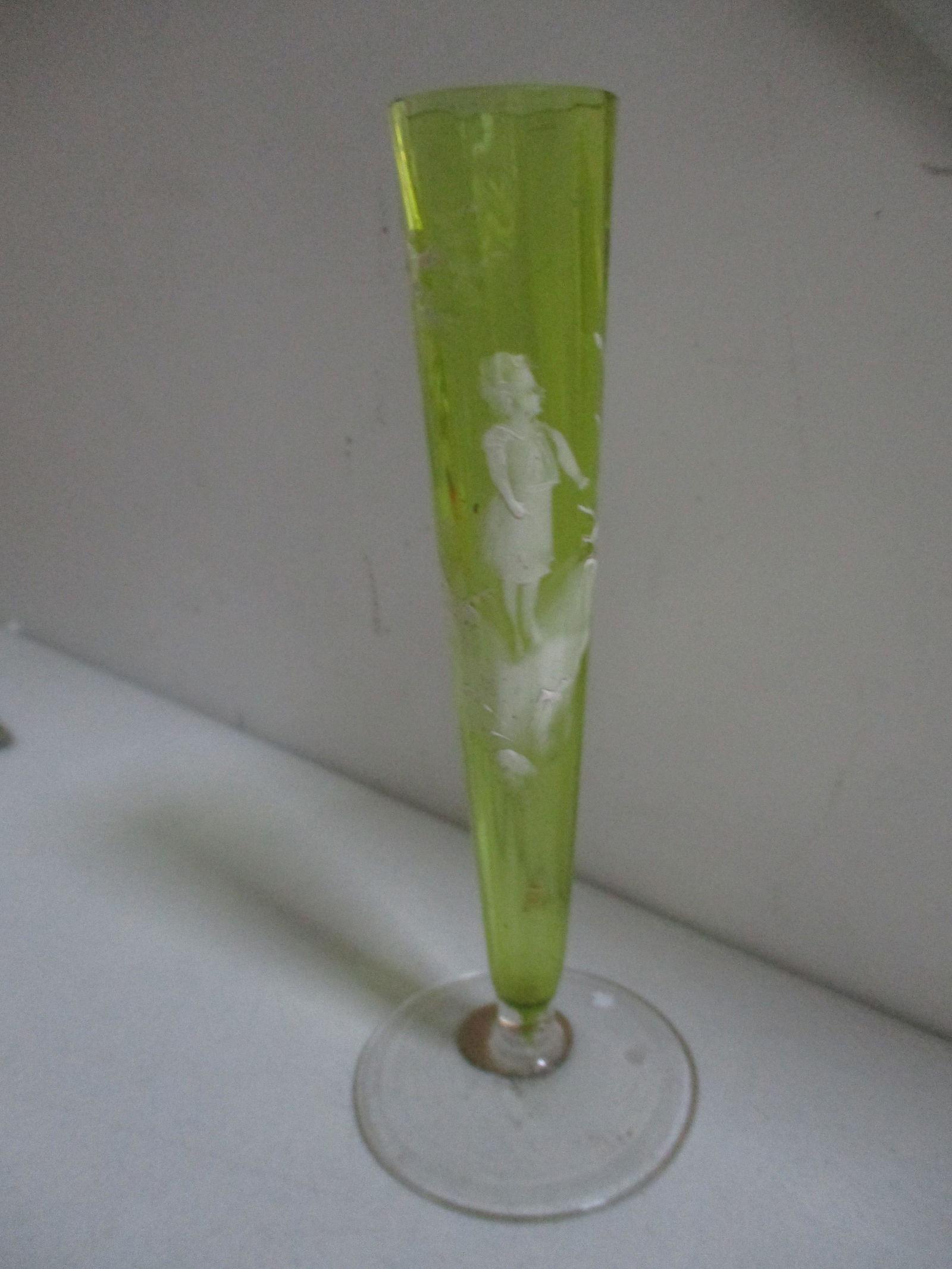 Mary Gregory Vase 8": British Antique Dealer Association Certification Sticker on Base