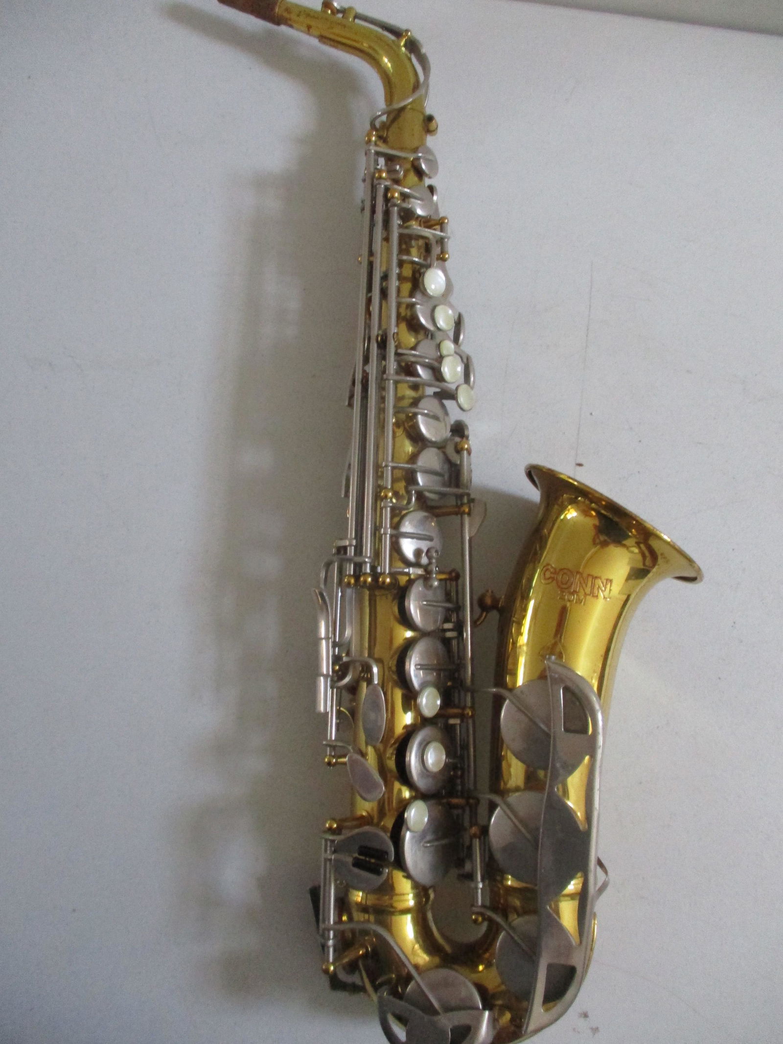 Conn Brass Saxaphone 20 M s/n N271021 (1 of 9)