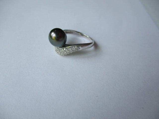 14K Black Tahitian Pearl & Diamond Ring Size 5 (1 of 6)