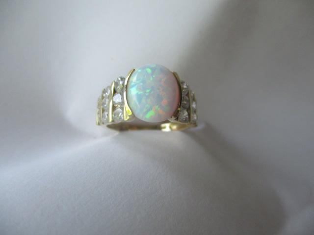 14K Synthetic Opal & Cubic Zirconia Ring size 6 3/4" (1 of 6)