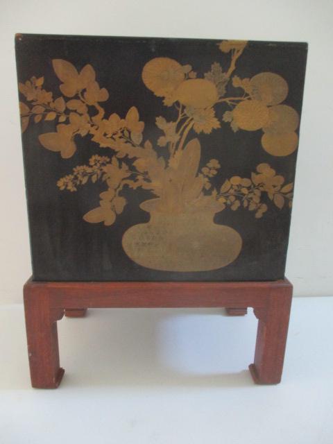 Asian Painted Lacquer Box with Gold Gild Leaf Floral (1 of 9)