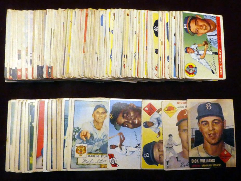 1952 to 1955 Topps Baseball Lot of 140 Cards (1 of 1)