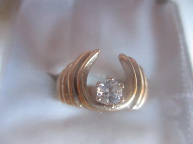 14K & Diamond Ring 1/4 Ct TW (1 of 3)