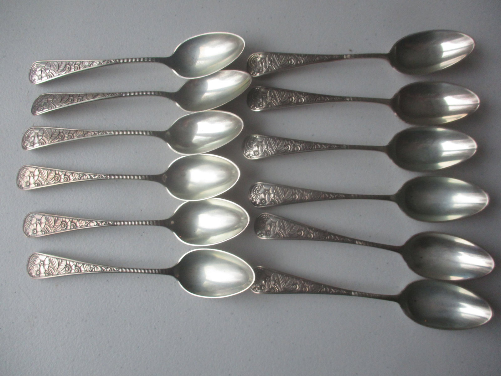Gorham Sterling - 12 Teaspoons: Appr. 12.4 troy ounces - See photos for condition and details