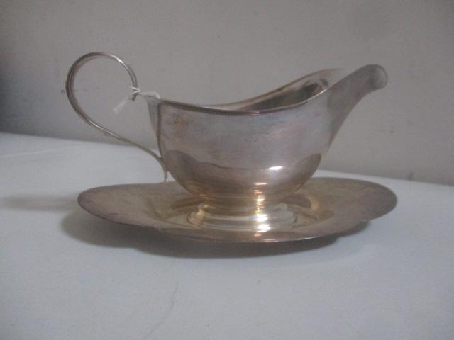 Gorham Sterling 709 Gravy & Attached Underplate: Appr. 10 troy ounces - 8" Wide x 4" to Top of Pourer - See photos for condition and details