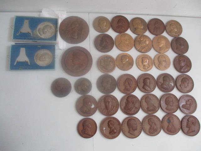 34 Bronze Presidential Medals (1 of 8)