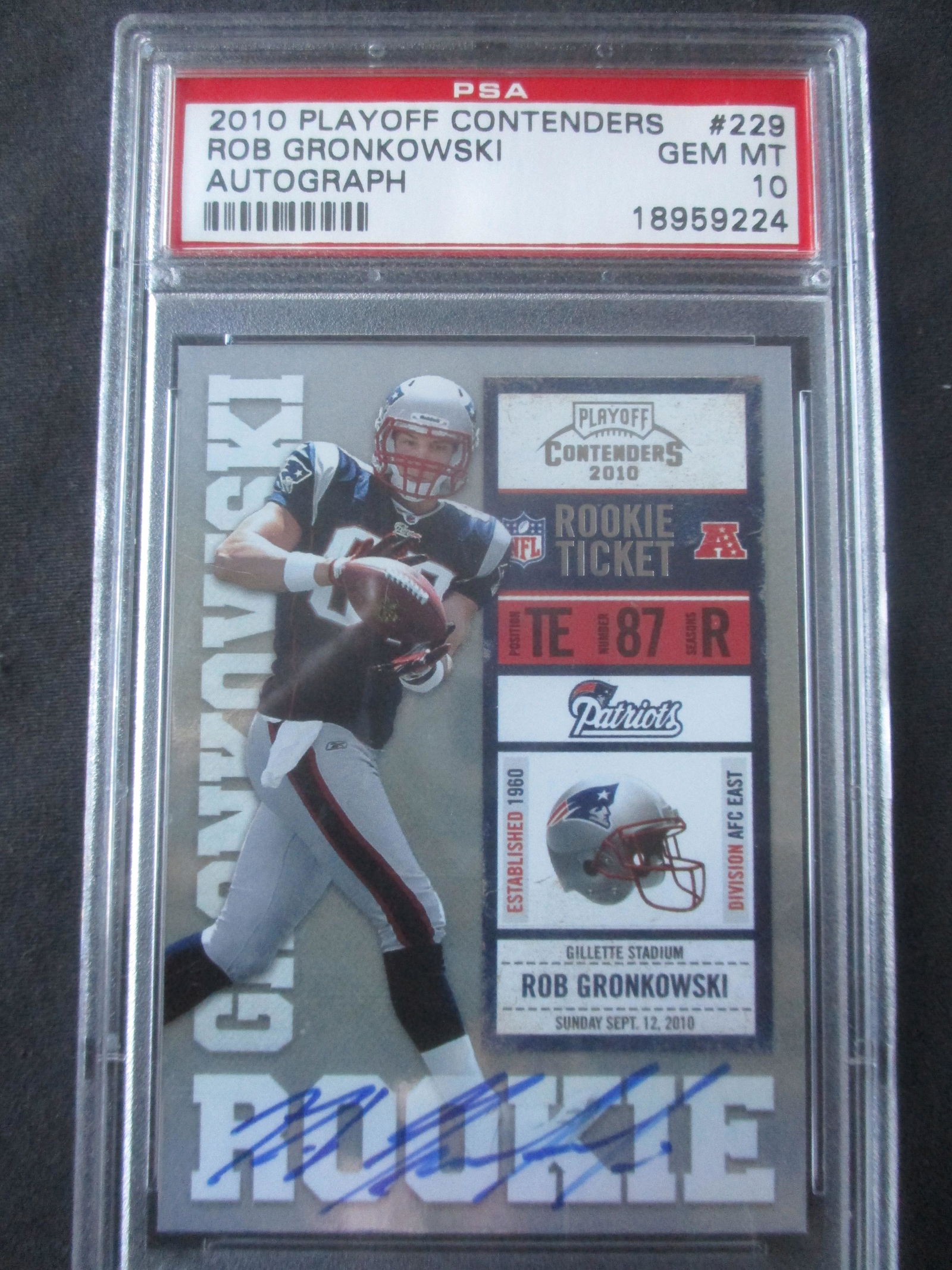 2010 Playoff Contenders Rob Gronkowski (1 of 4)
