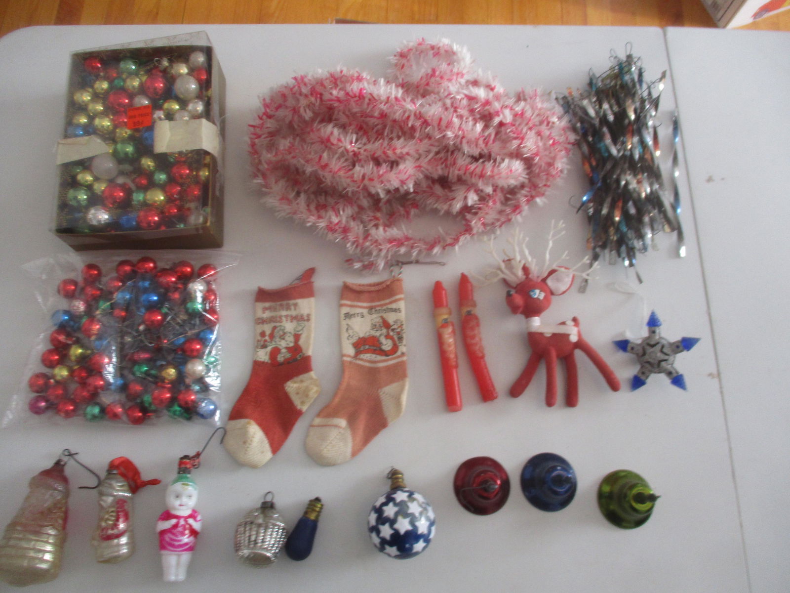 Vintage Christmas Ornaments, Balls, Bulbs, Icicles (1 of 6)