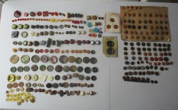 Bakelite, Lucite, Metal Wrapped and Other Plastic: Buttons. See photos for condition and details