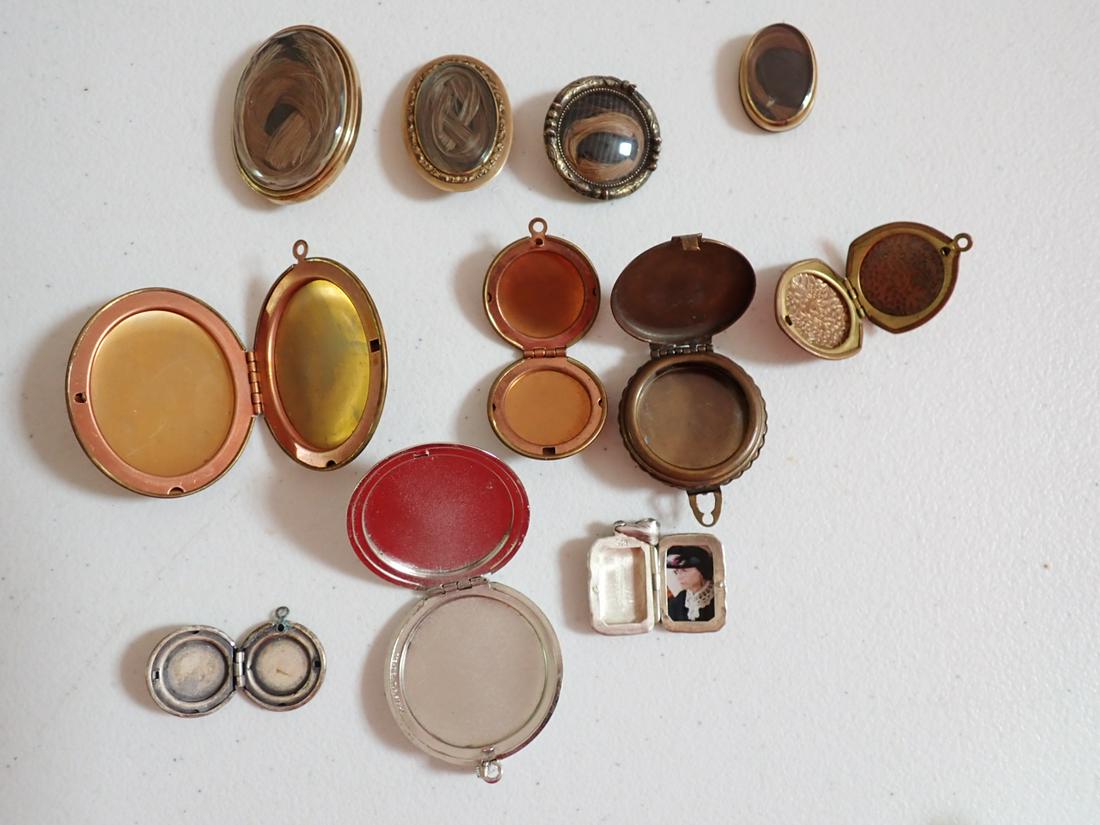Mouring Pins & Lockets: Please see photos for details and condition.