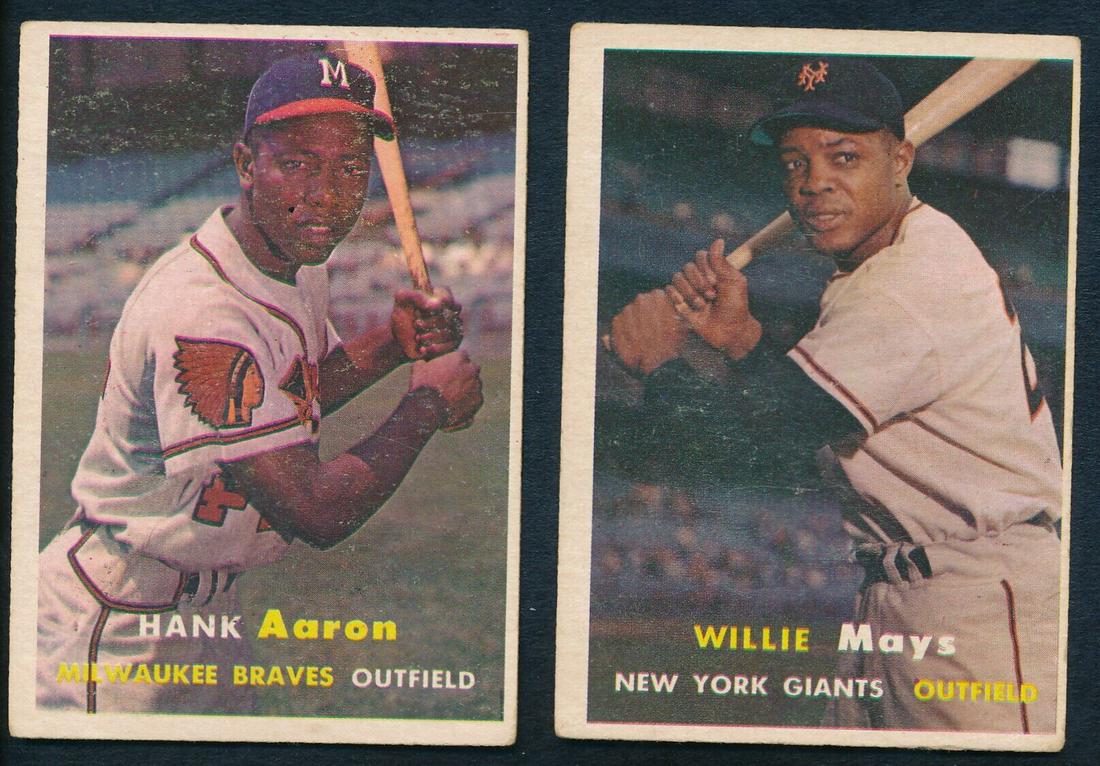 1957 Topps Willie Mays and Hank Aaron HOF Baseball Cards (1 of 2)