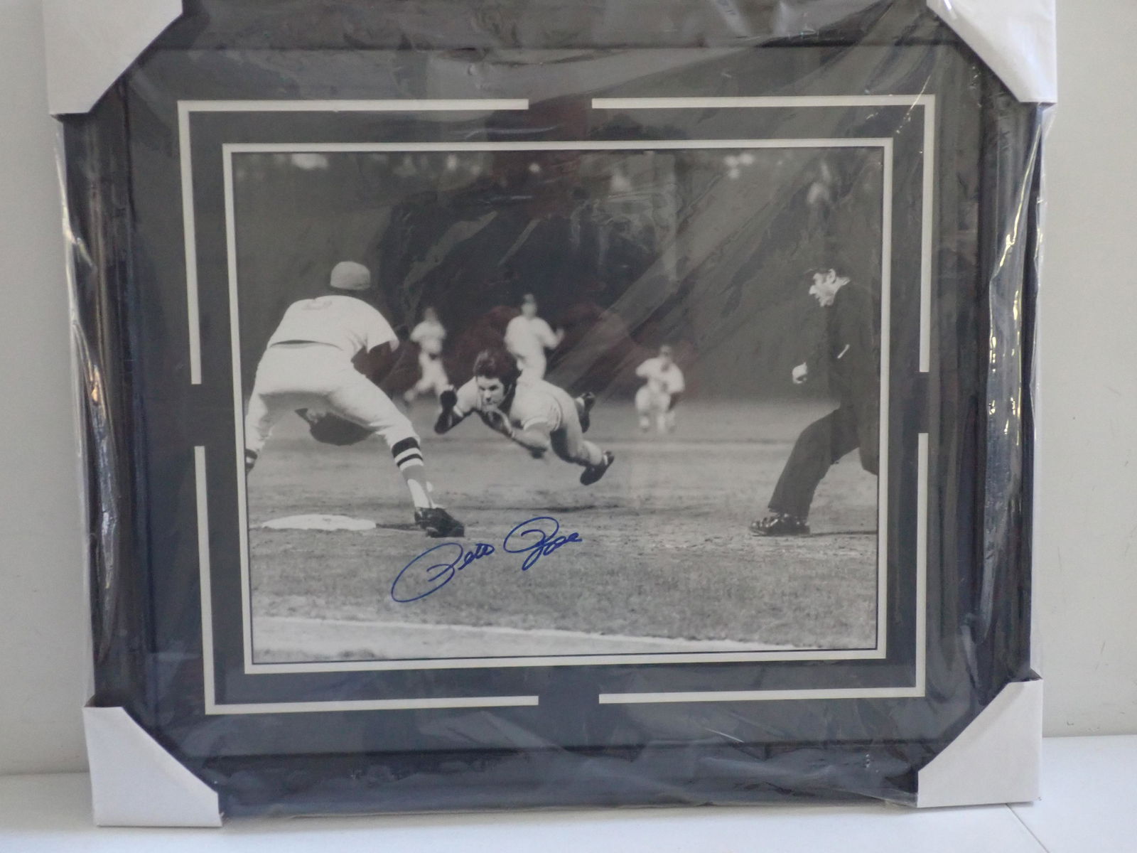 Pete Rose Framed Signed Photo "The Dive" (1 of 4)
