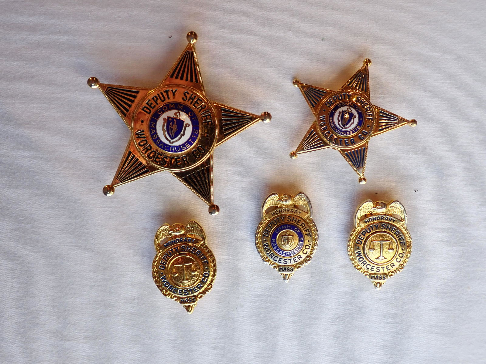 5 Worcester County Sheriff Badges 2 With Clips, 1 Pinback (1 of 8)