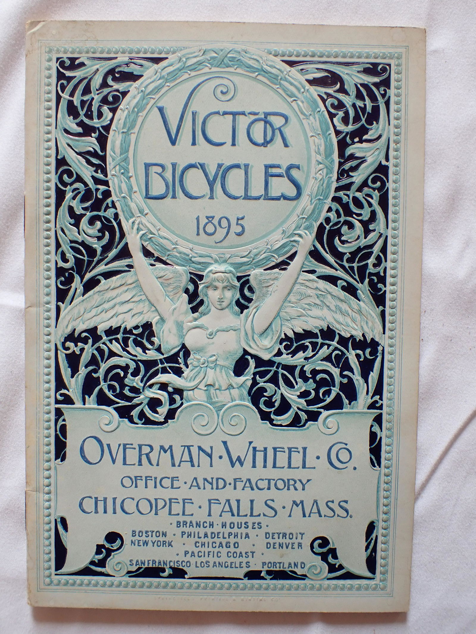 1895 Victor Bicycles Catalog Overman Wheel Co. (1 of 16)