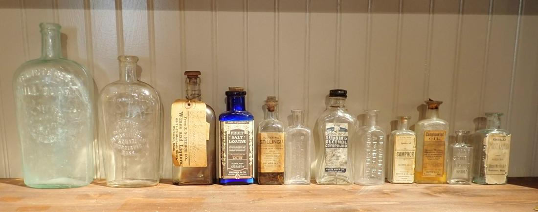 13 Worcester Medicine Bottles: Please see photos and come to the 2 day preview for condition.