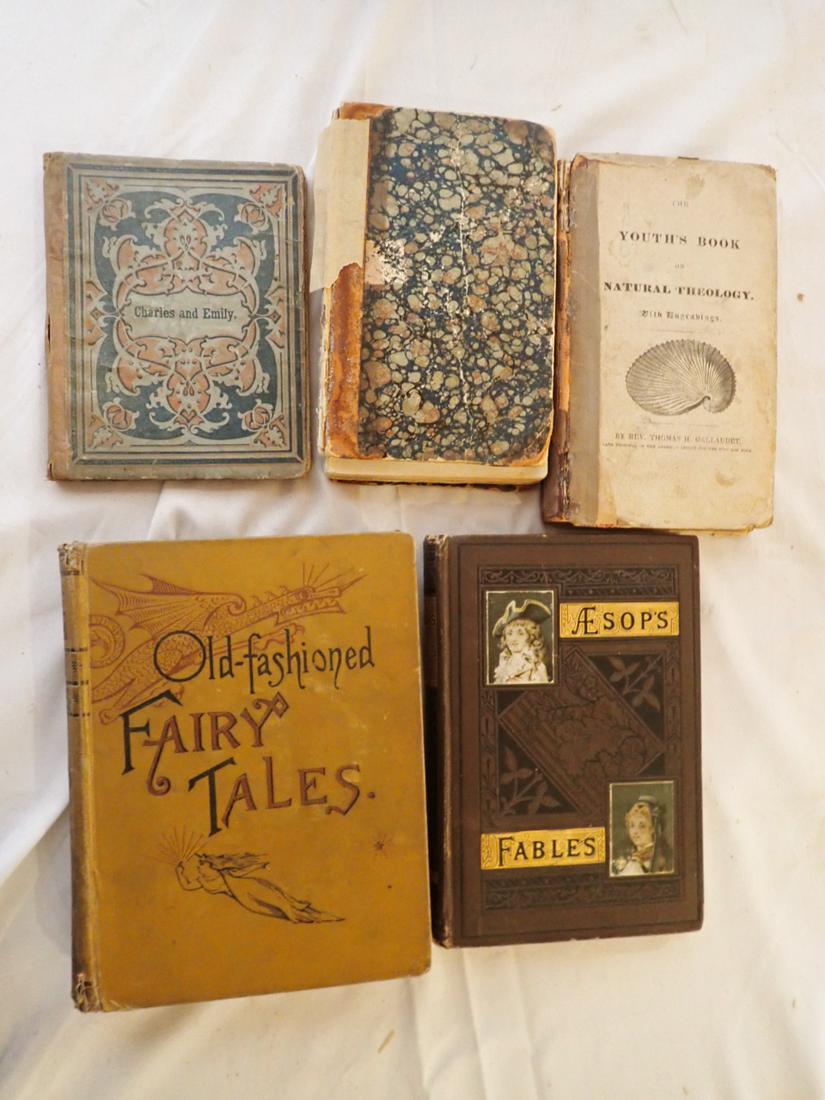 Antique Childrens' Books (1 of 20)