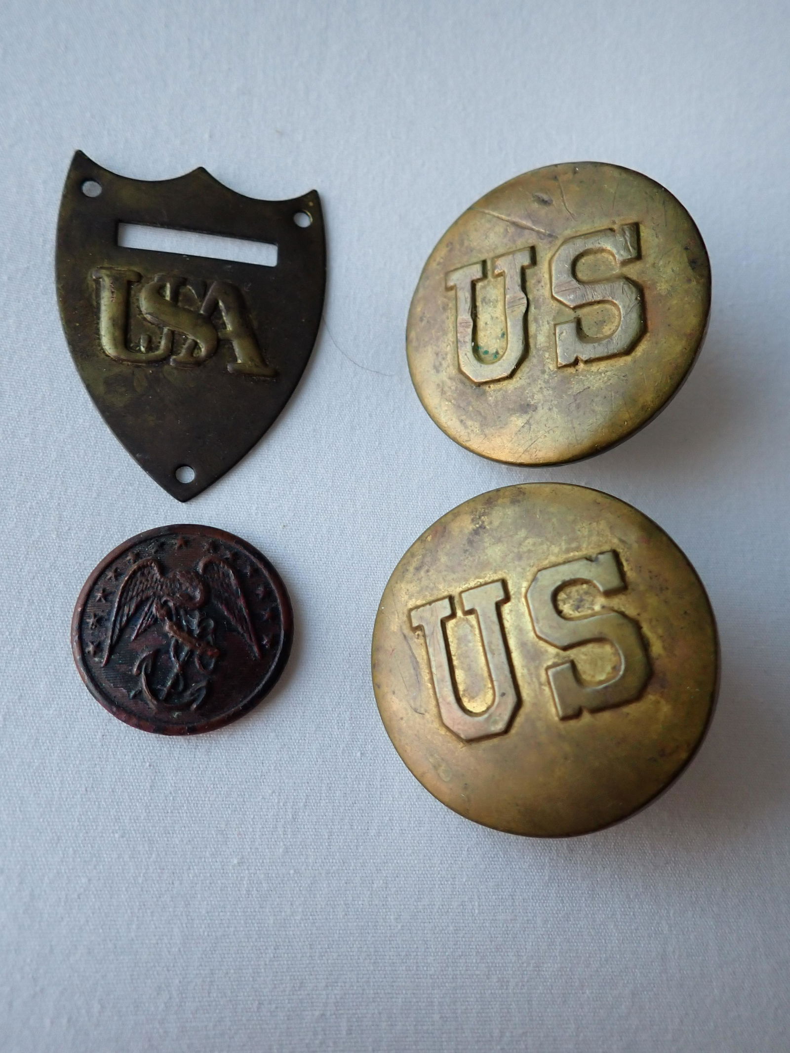 USA Civil War Saddle Shield, Buckles and Button (1 of 8)