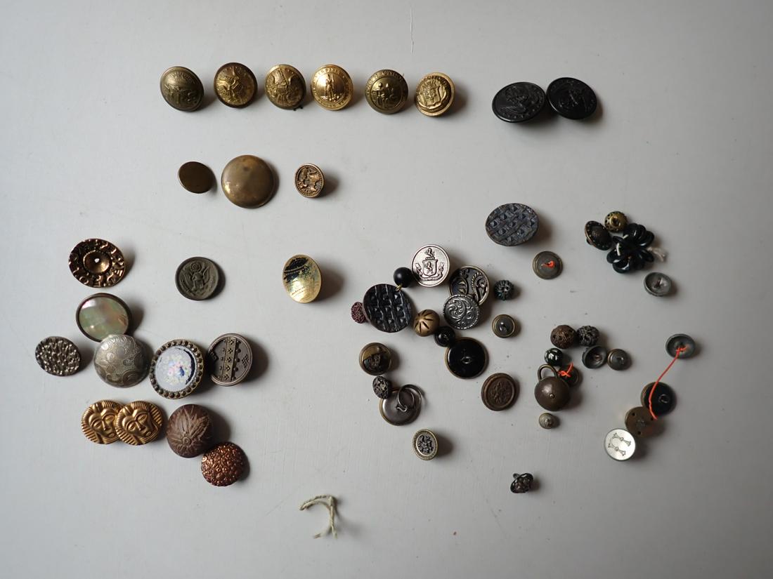 Military, Metal, Steel Cut, Brass, Enamel & Other Buttons (1 of 12)