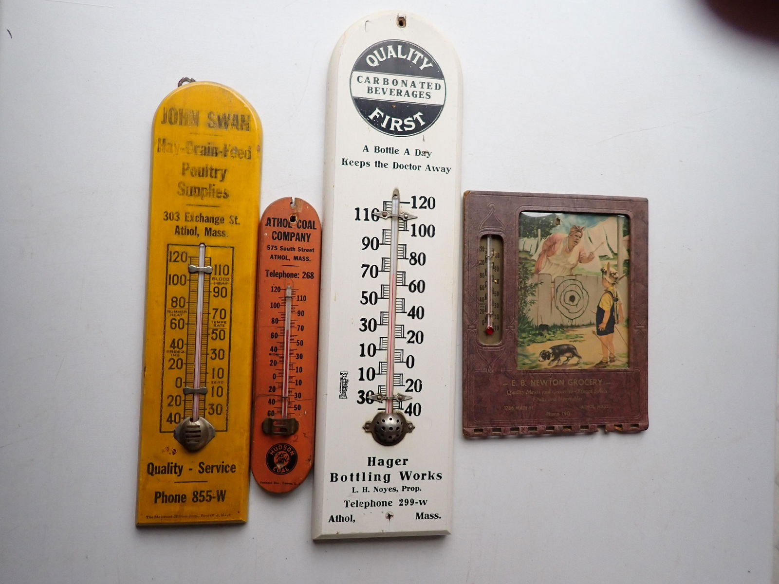 4 Athol Advertising Thermometers (1 of 14)