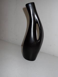 Lillemor Mannerheim Black Swedish Mid Century MCM Vase: Mid Century Modern. 7 1/2". See photos for condition and details Local pick-up available on February 4th or 3rd party shipping available. Please see terms.