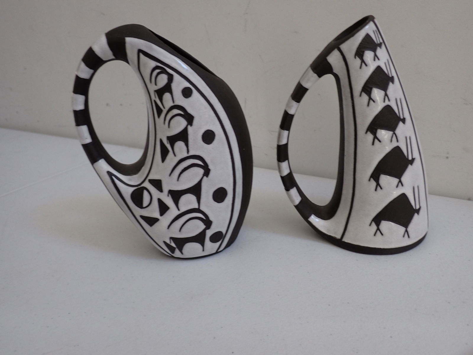 2 Michael Andersen Tribal Design Denmark Pottery Vases (1 of 8)