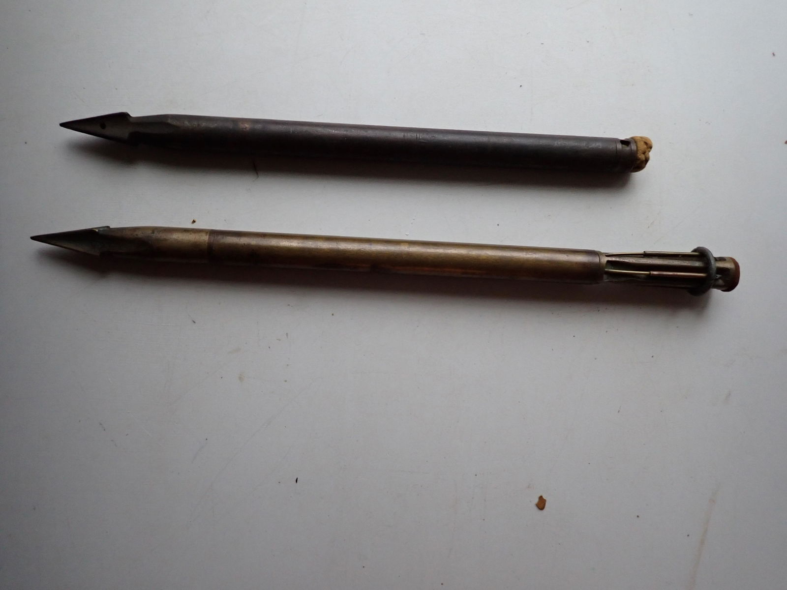 2 Whaling Spear Tips (1 of 6)