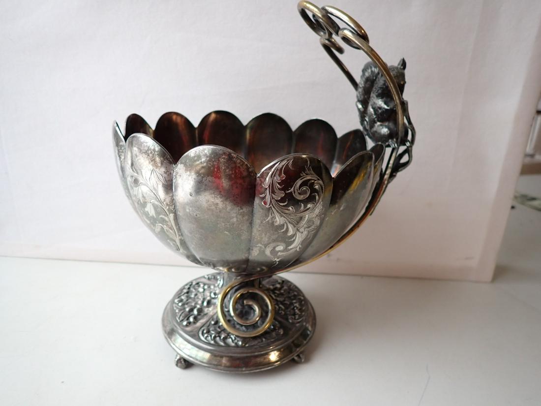 Wilcox Silverplate & Brass Nut Bowl with Squirrel on Branch (1 of 6)