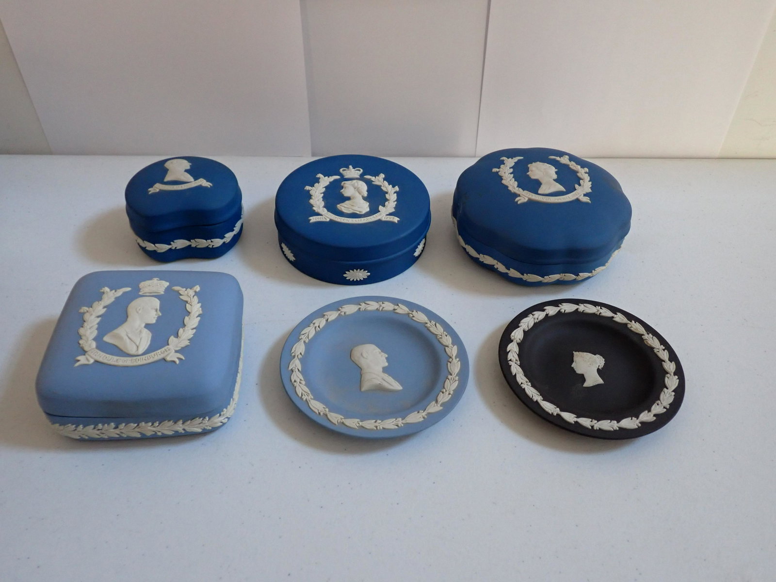 Ltd Edition 1953 Wedgwood Trinket Boxes and Others: Ltd Edition 4 1/4" 1953 Wedgwood Dark Blue Jasper Round Trinket Box, Silver Jubilee Round 5" Trinket Box, Duke of Edinburgh Trinket Box 3", 1953 Pale Blue Jasper HRH Duke of Edinburgh 4" Square Trinke