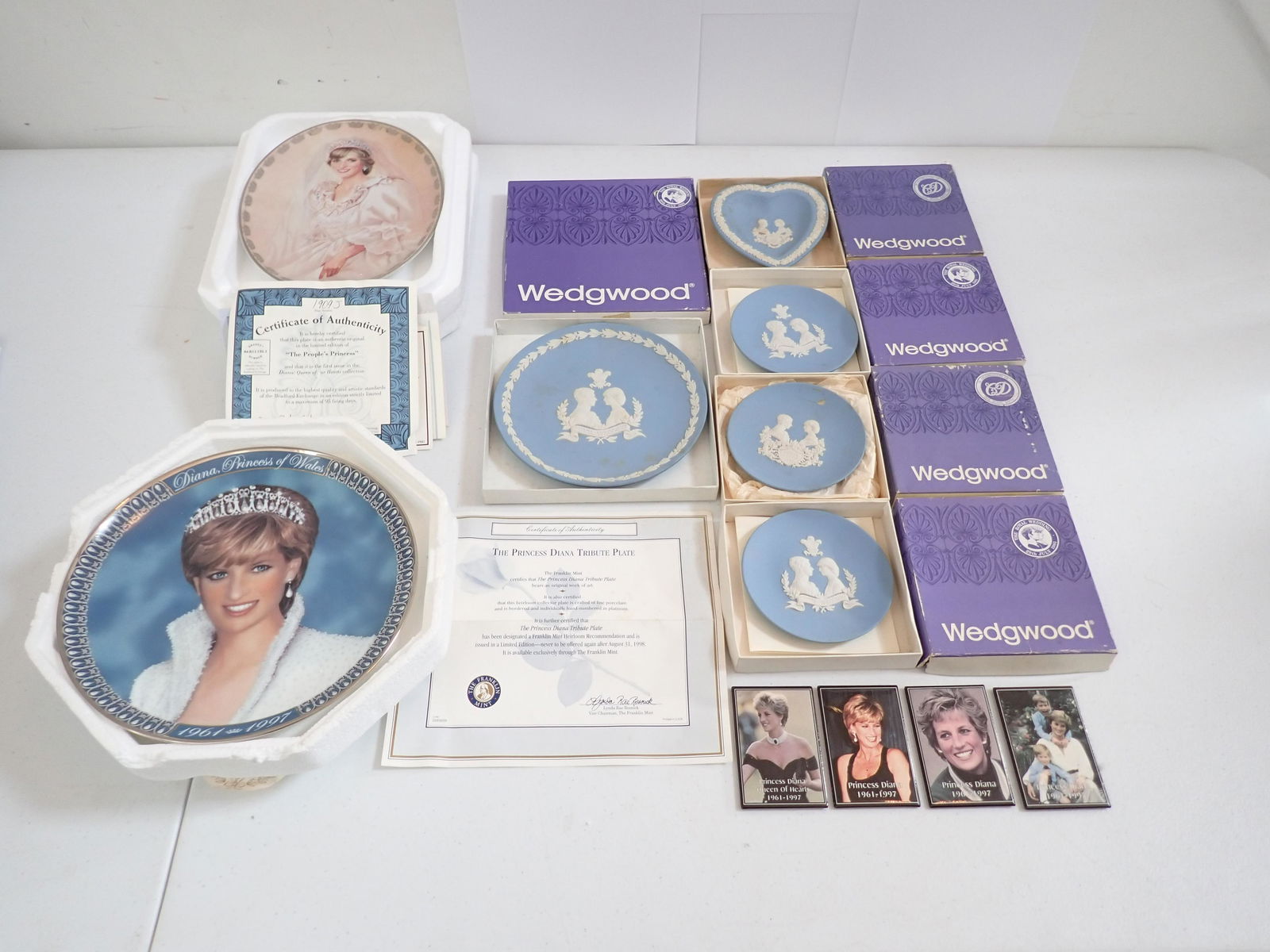 Wedgwood and Franklin Mint Royal Wedding Princess Diana (1 of 13)