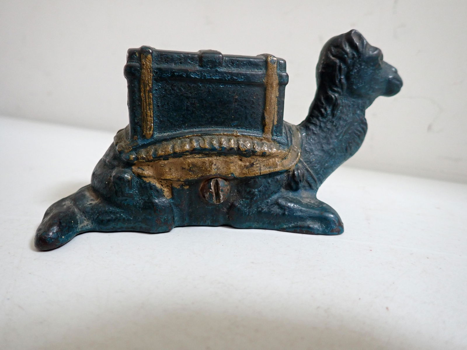 Kneeling Camel Cast Iron Still Bank (1 of 8)
