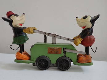 Mickey & Minnie Mouse on Lionel Had Car  No. 1100