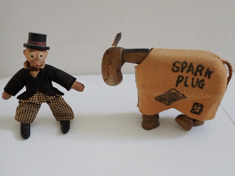 Schoenhut Barney Google and Spark Plug Wooden Jointed Dolls (1 of 13)