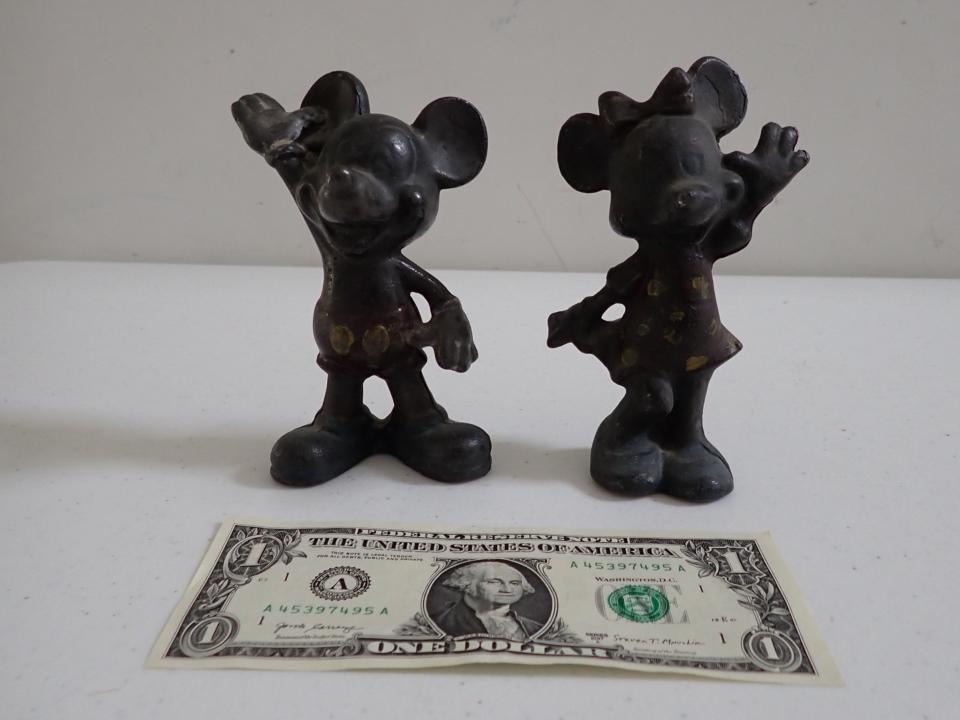 Cast Iron Mickey and Minnie Mouse Figures (1 of 6)