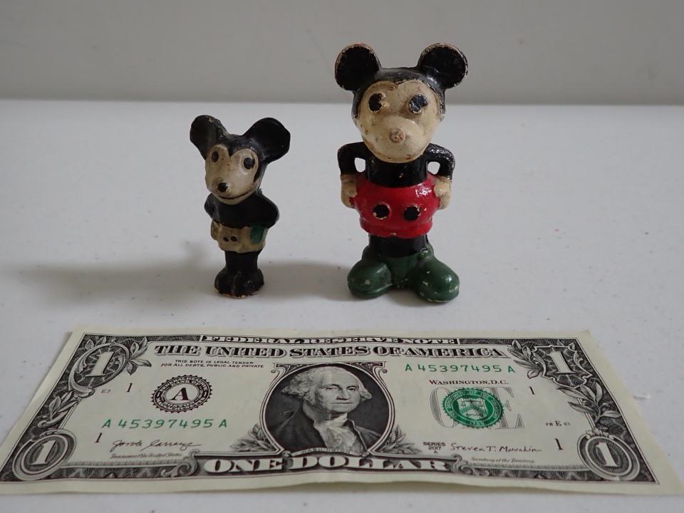 2 Composite Mickey Mouse Figurines (1 of 6)