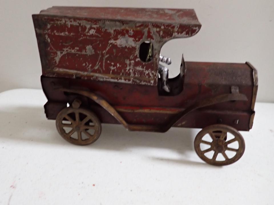 Antique Home Furnishers Delivery Truck Pressed Steel - Driver (1 of 12)