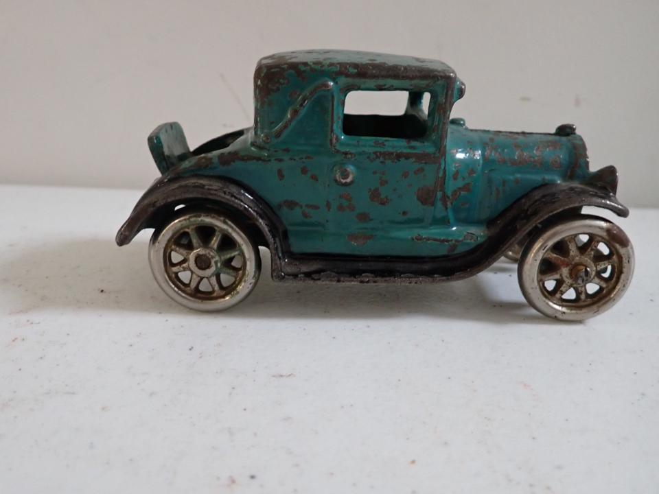 Arcade Cast Iron Coupe. Stamped 116R & 116L. (1 of 13)